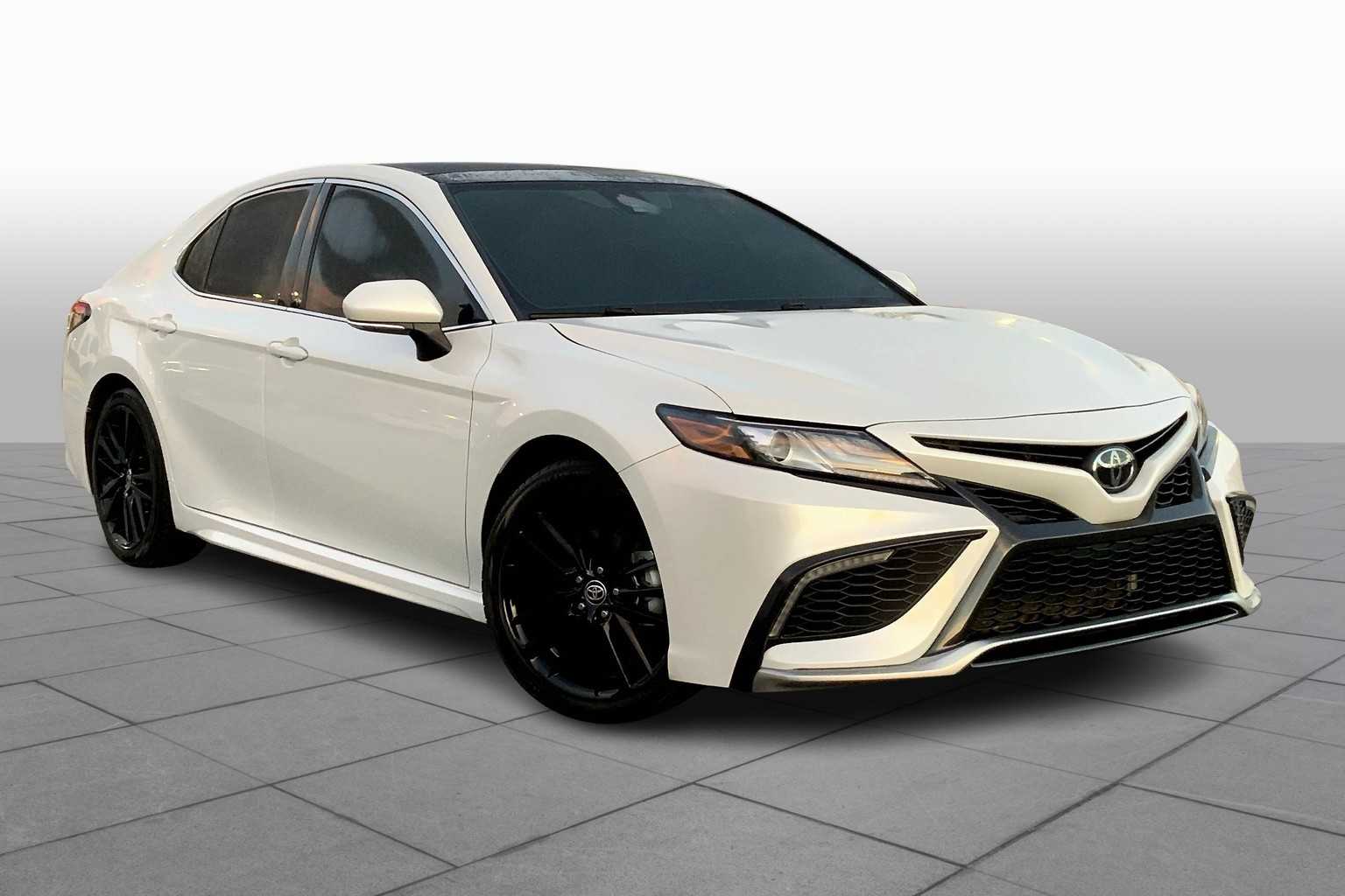 2023 Toyota Camry XSE photo 2
