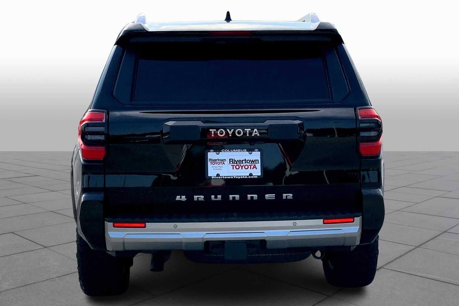 2025 Toyota 4Runner Limited 4WD photo 3