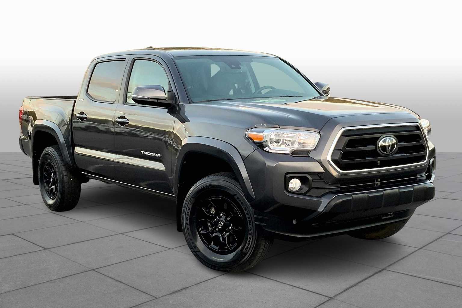 2022 Toyota Tacoma SR5 V6 photo 2