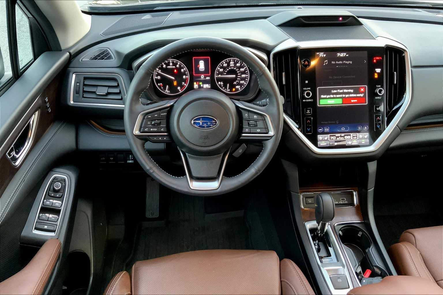 2024 Subaru Ascent Touring photo 4