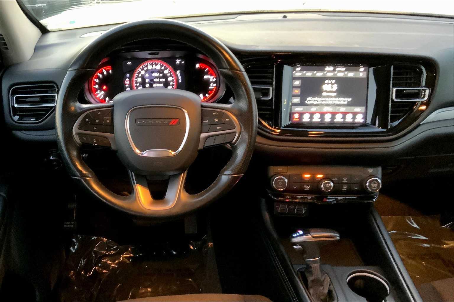 2021 Dodge Durango SXT photo 2