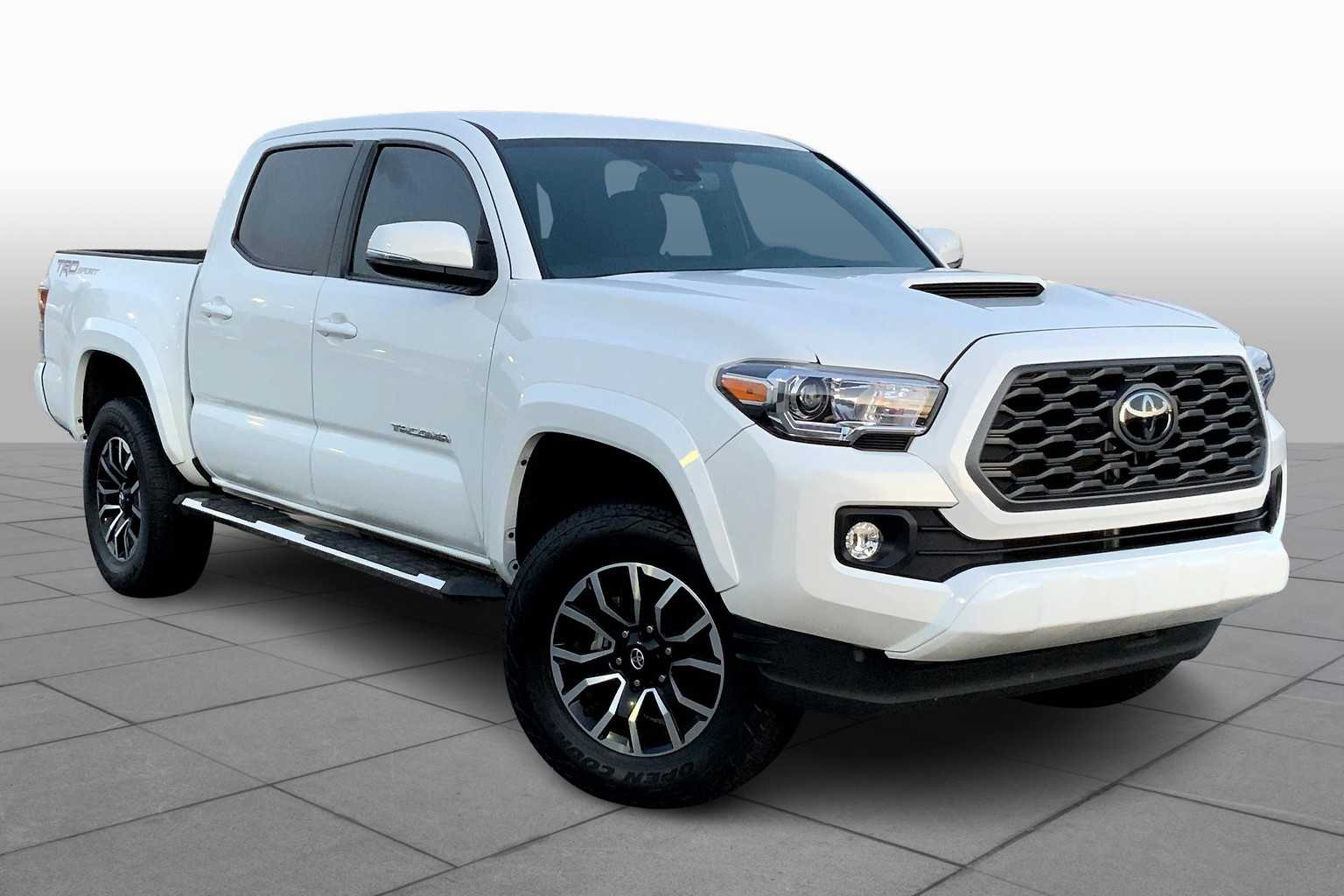 2023 Toyota Tacoma TRD Sport V6 photo 2