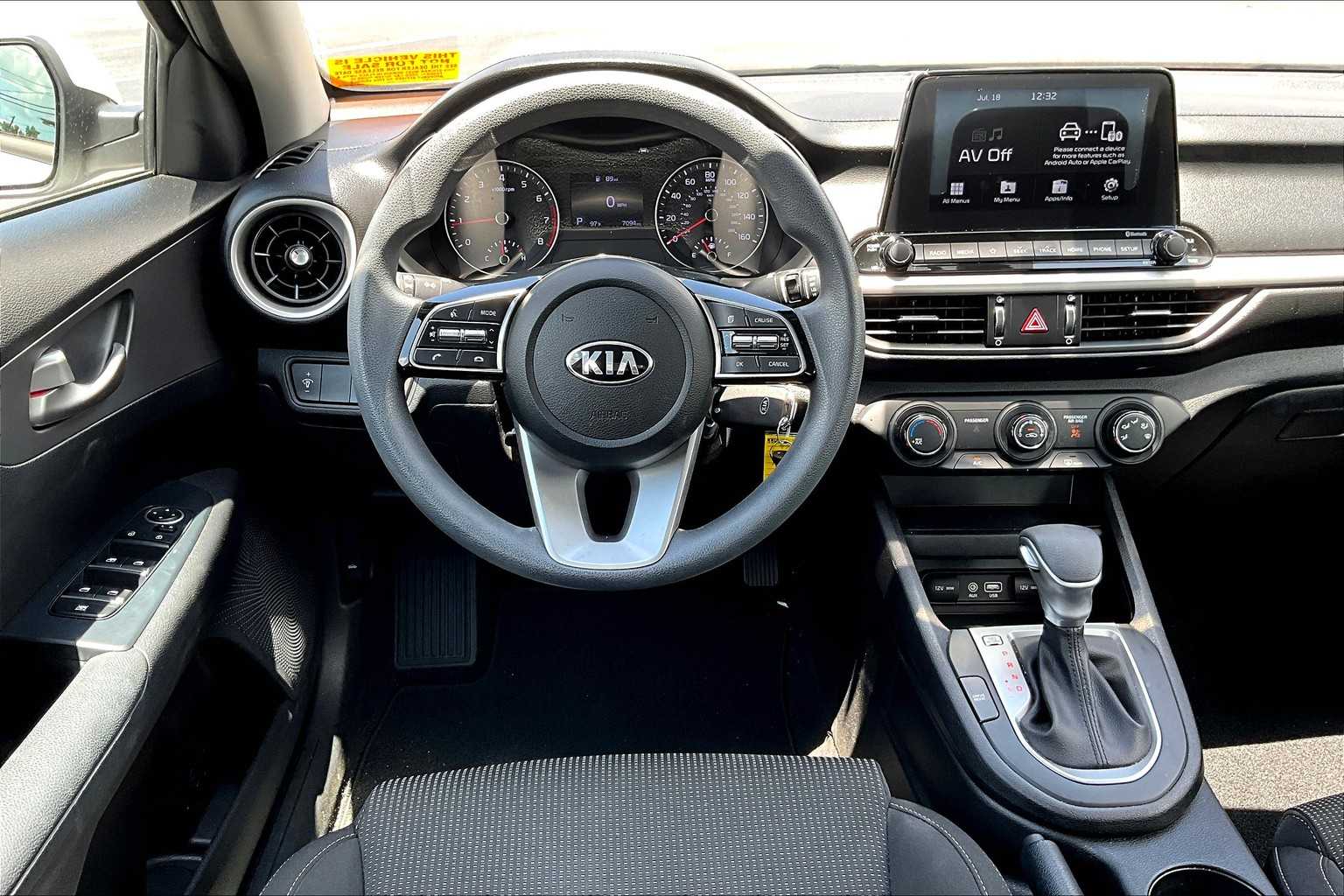 2021 Kia Forte LXS photo 4