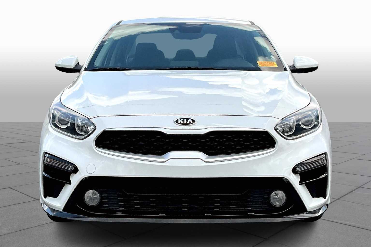 2021 Kia Forte LXS photo 2