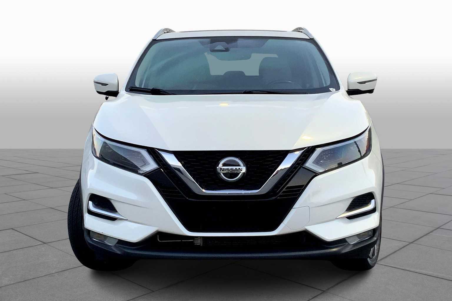 2020 Nissan Rogue Sport SL photo 2