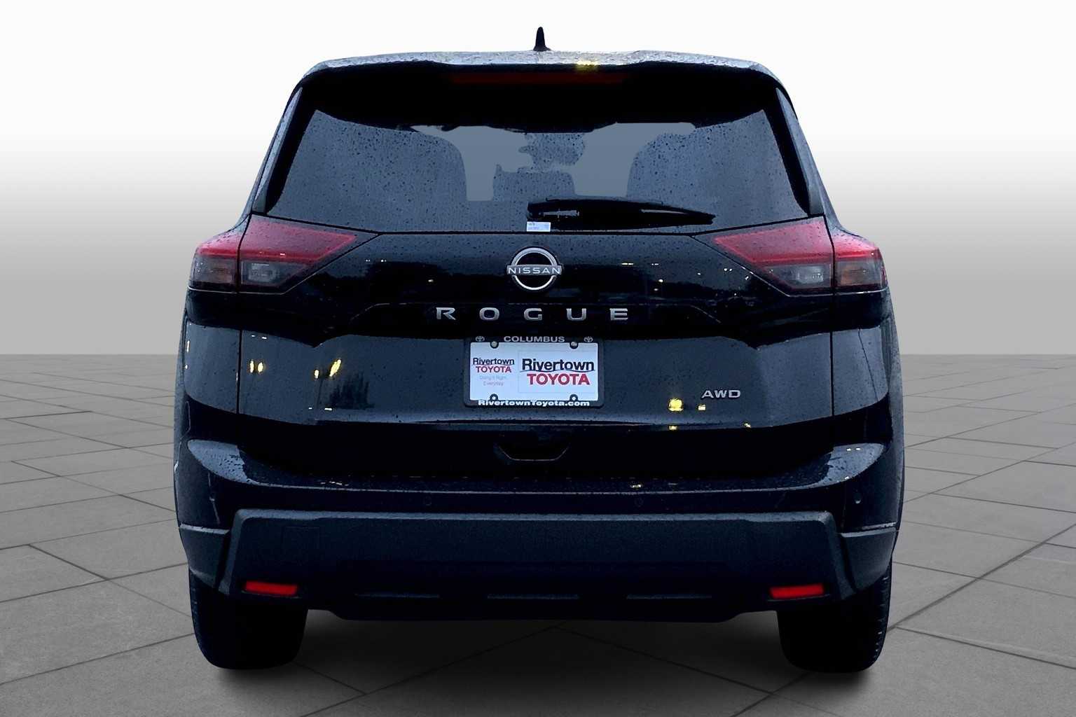 2024 Nissan Rogue S photo 3