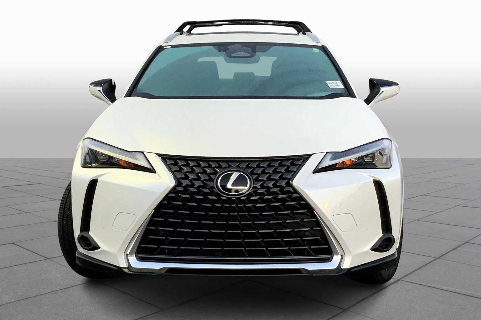 2025 Lexus UX Premium photo 2