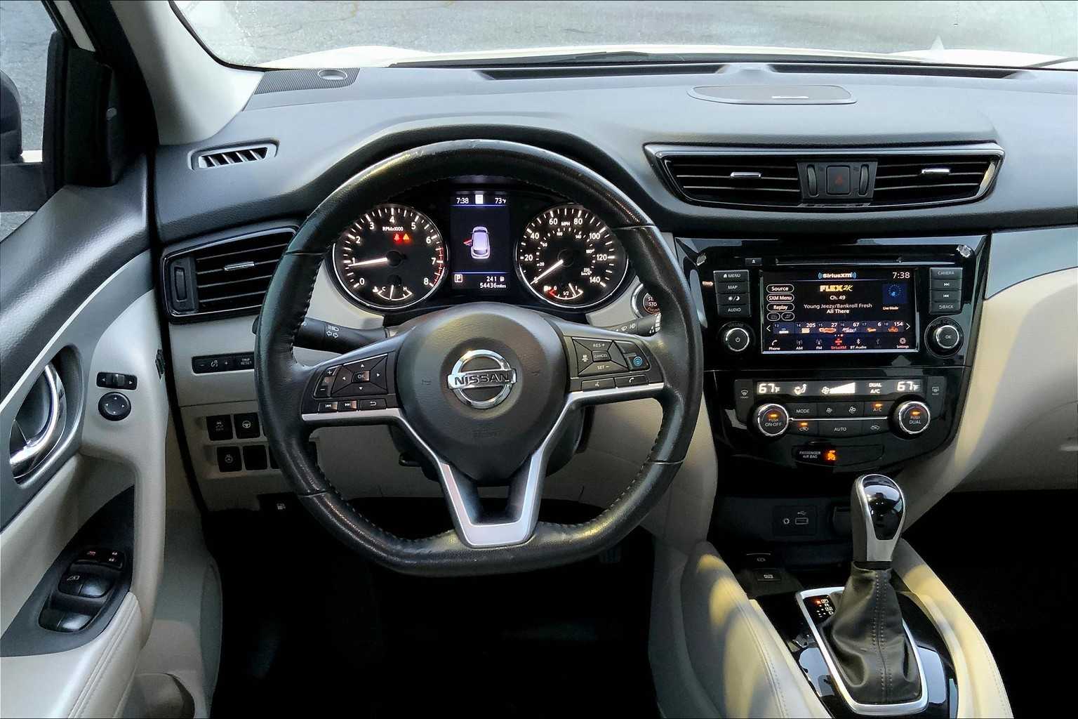 2020 Nissan Rogue Sport SL photo 4