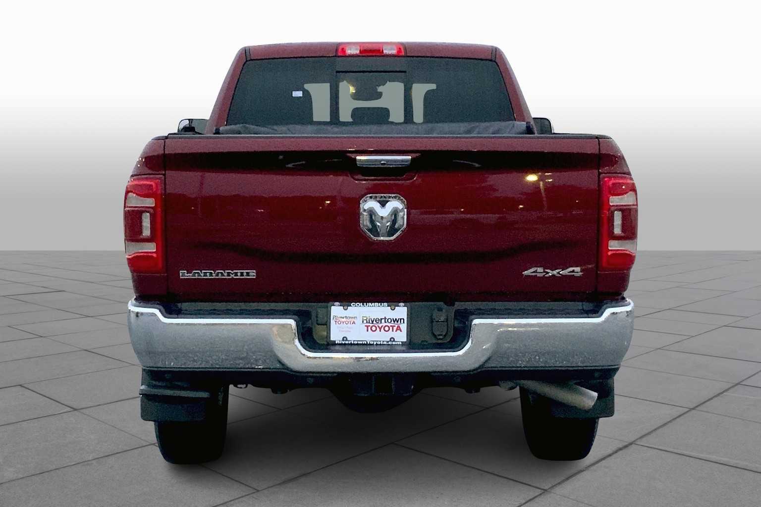 2022 Ram 2500 Laramie photo 3
