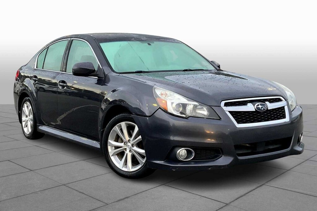 Used 2013 Subaru Legacy 2.5i Limited w/Moonroof/Nav/EyeSight Sedan