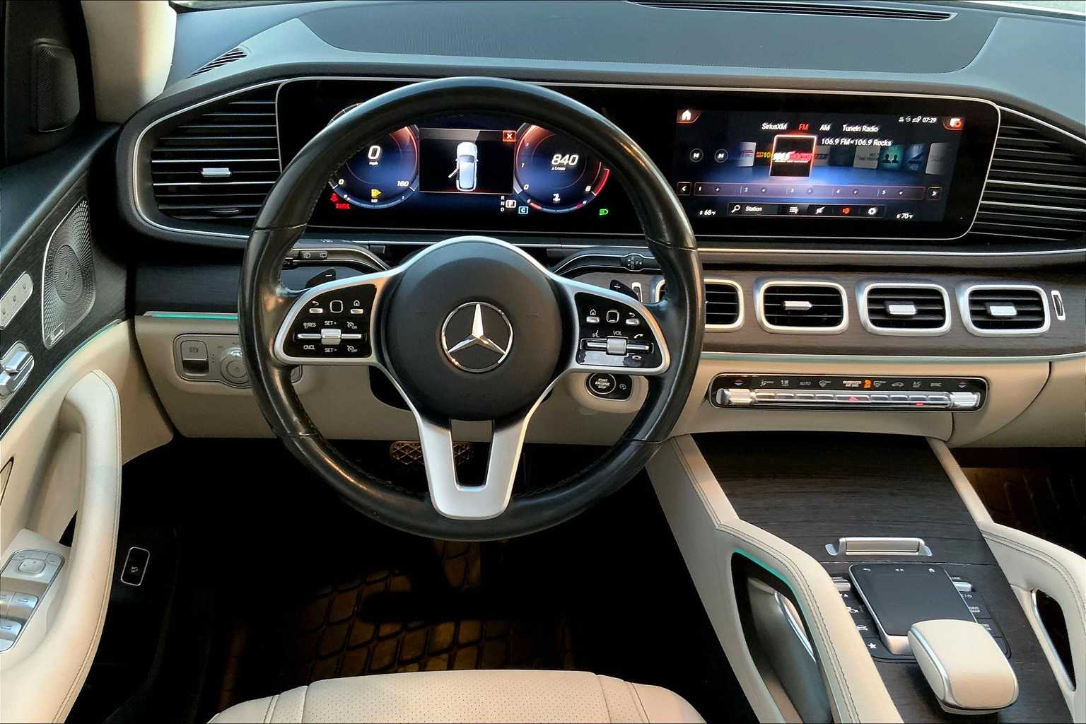 2021 Mercedes Benz GLE 350 photo 4
