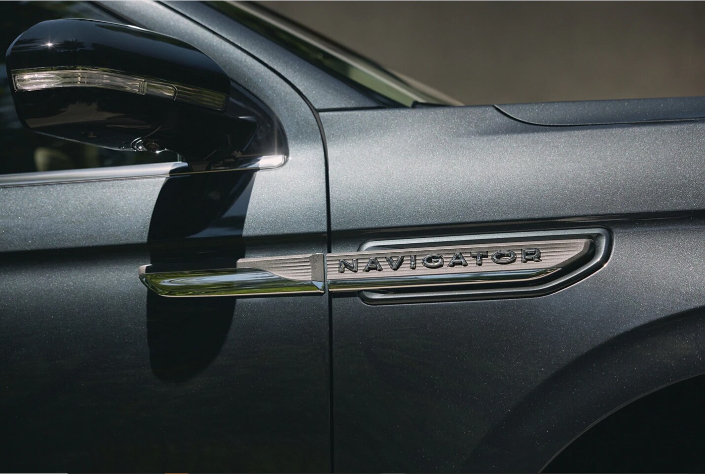 2022 Lincoln Navigator Exterior Side Badging | Riverview Lincoln
