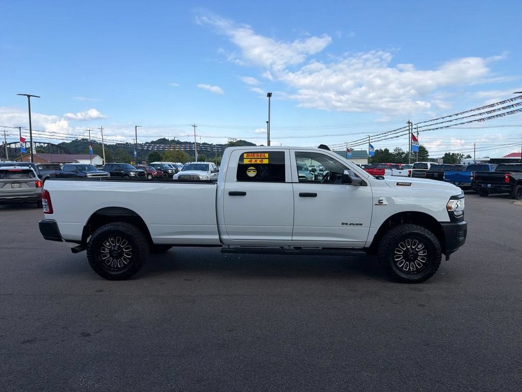 2022 RAM Ram 3500 Pickup Tradesman - Photo 24