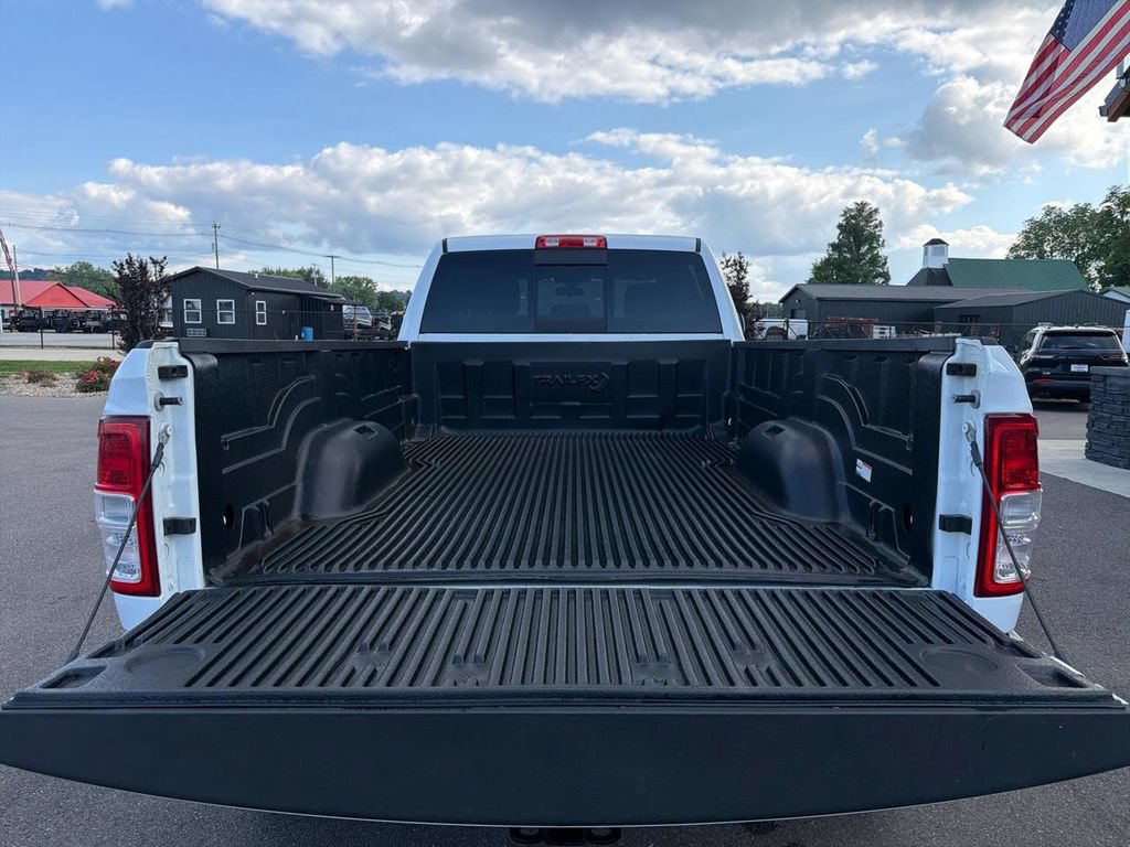 2022 RAM Ram 3500 Pickup Tradesman - Photo 15