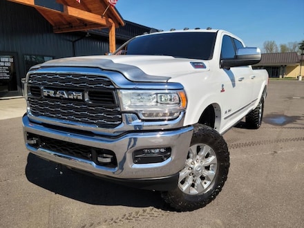 2020 Ram 3500 Limited Limited 4x4 Crew Cab 8 Box