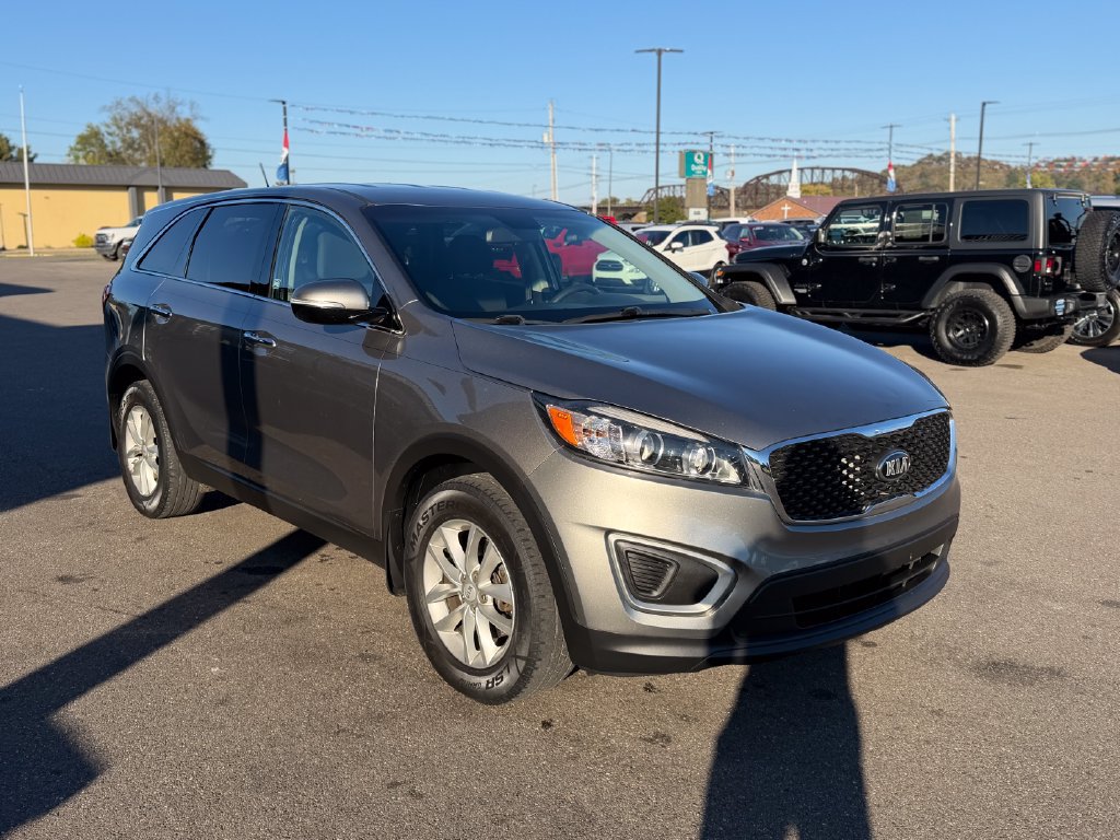 Used 2018 Kia Sorento L L FWD