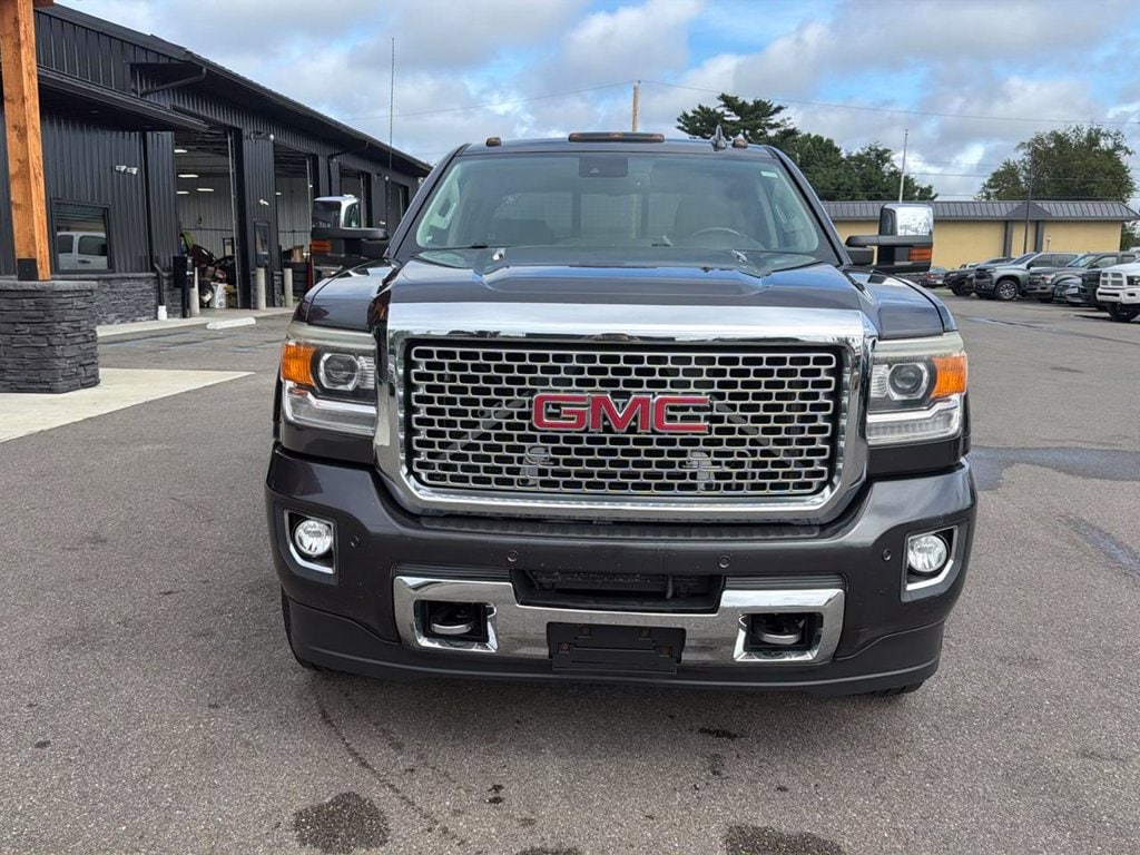 Used 2015 GMC Sierra 2500HD Available Wifi Denali 4WD Crew Cab 153.7 Denali