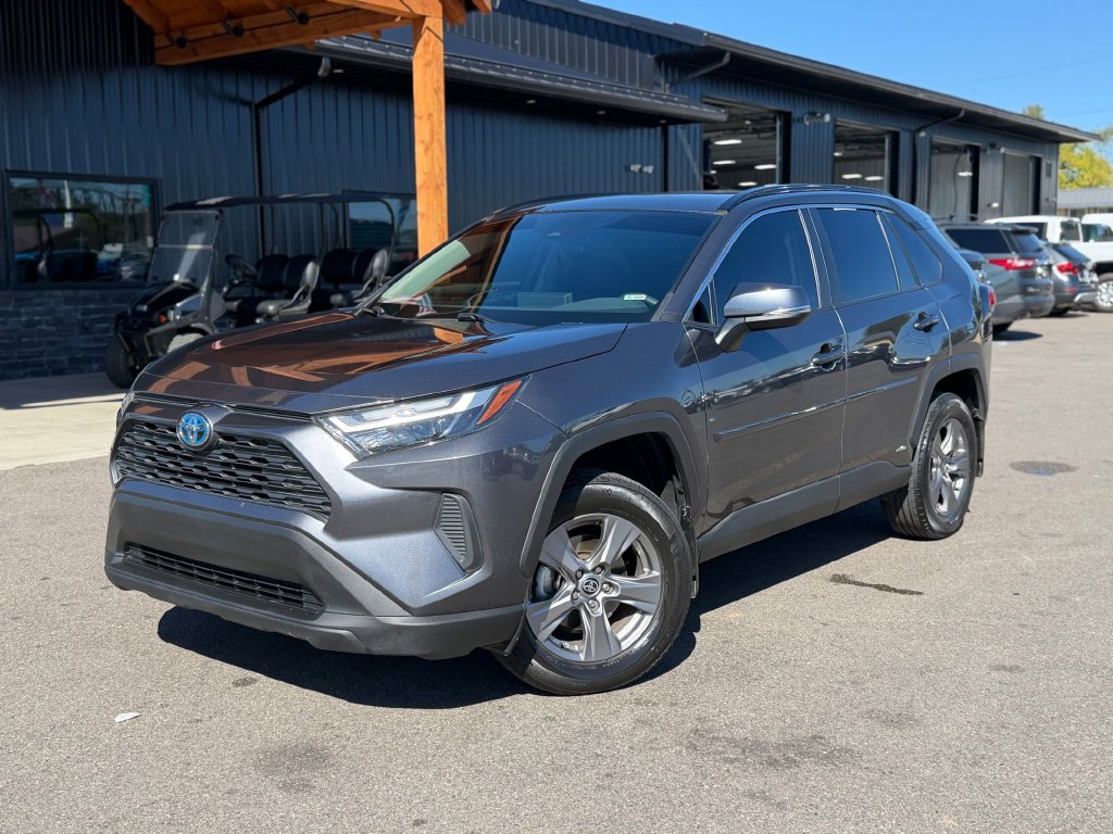 2024 Toyota RAV4 XLE