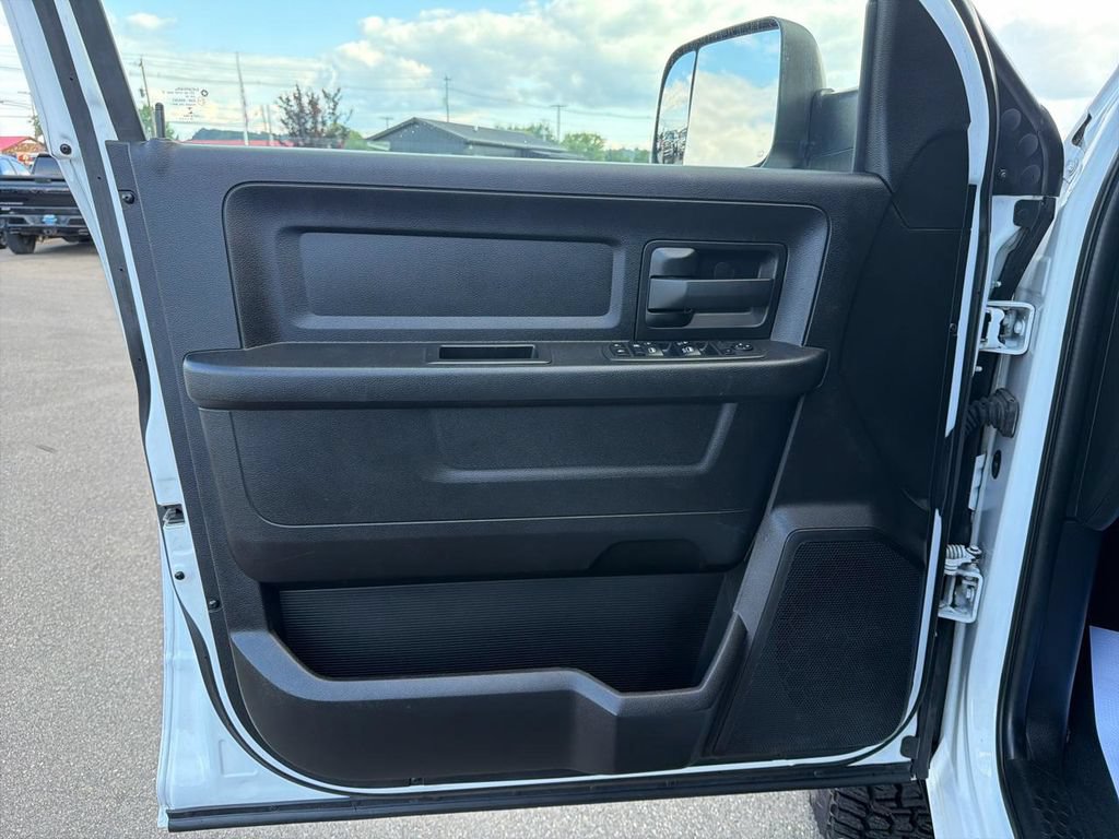 2022 RAM Ram 3500 Pickup Tradesman - Photo 8