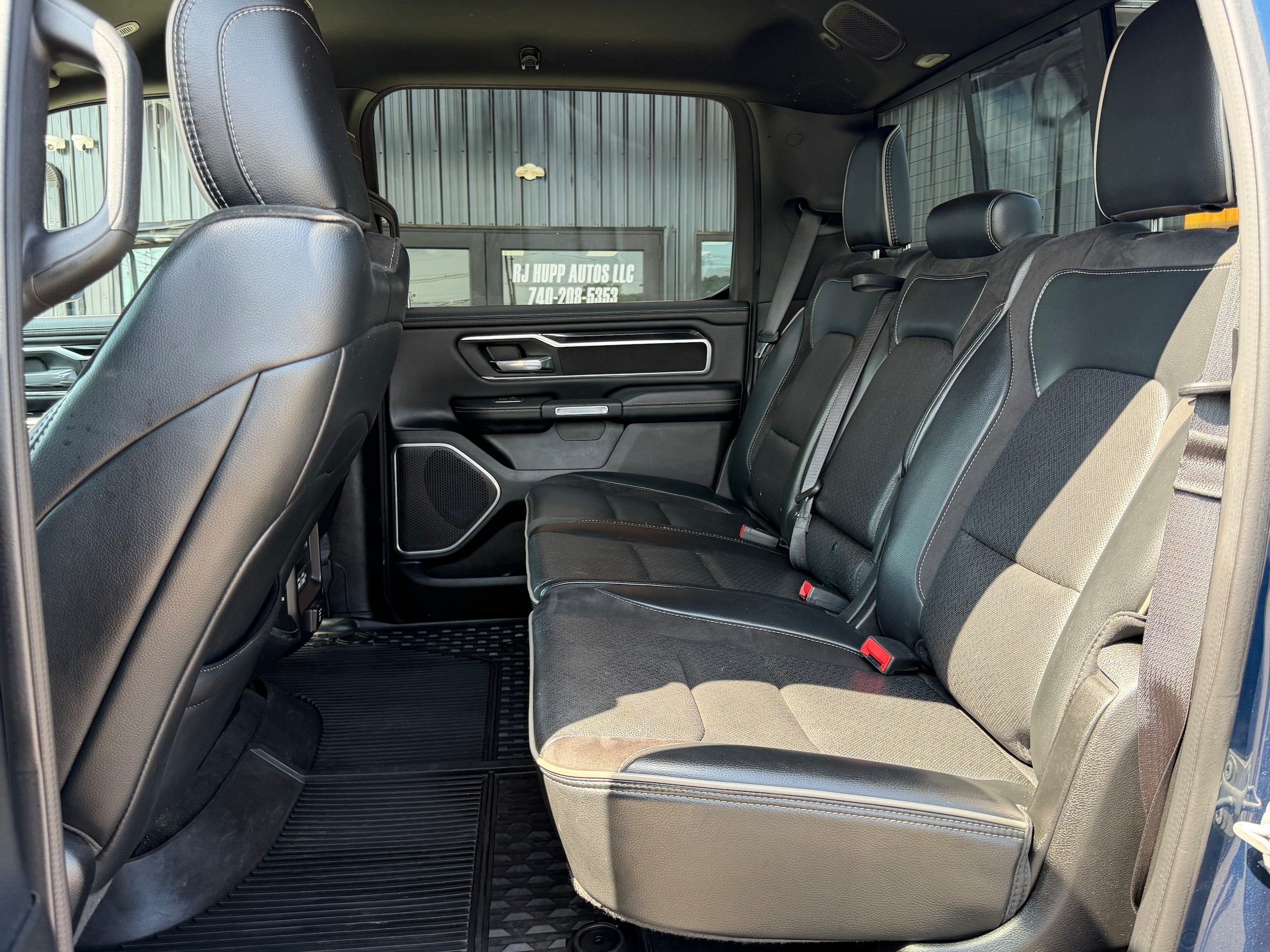 2022 RAM Ram 1500 Pickup Laramie - Photo 15