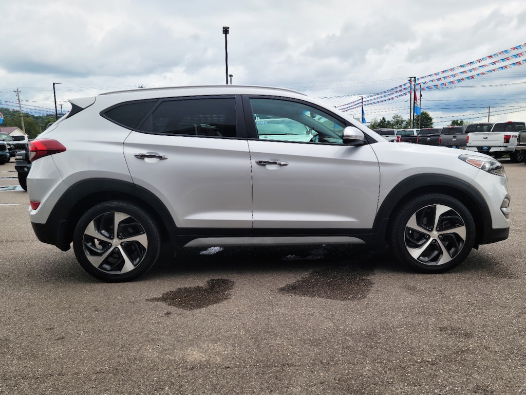 Used 2017 Hyundai Tucson Limited Limited AWD