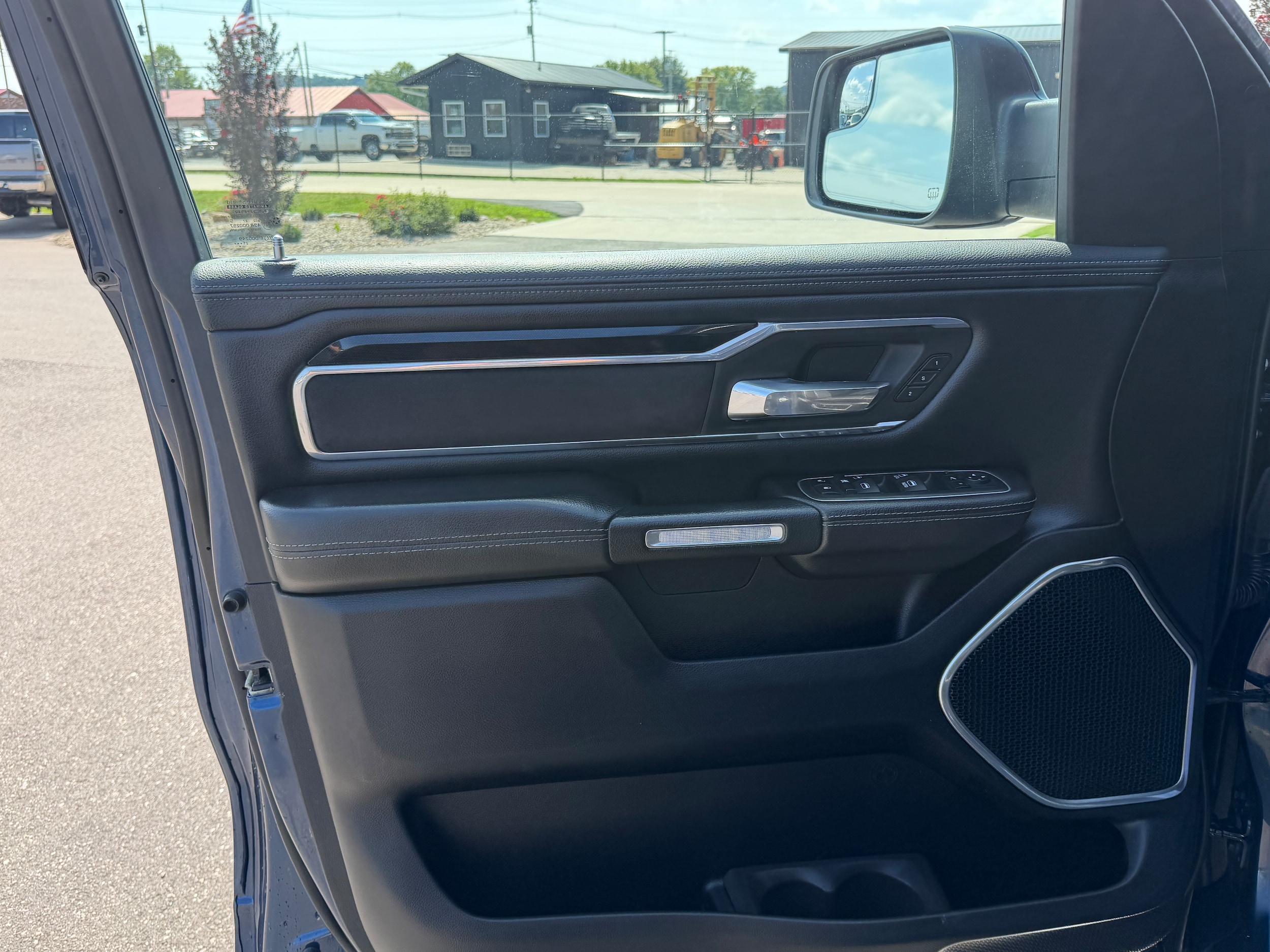 2022 RAM Ram 1500 Pickup Laramie - Photo 8