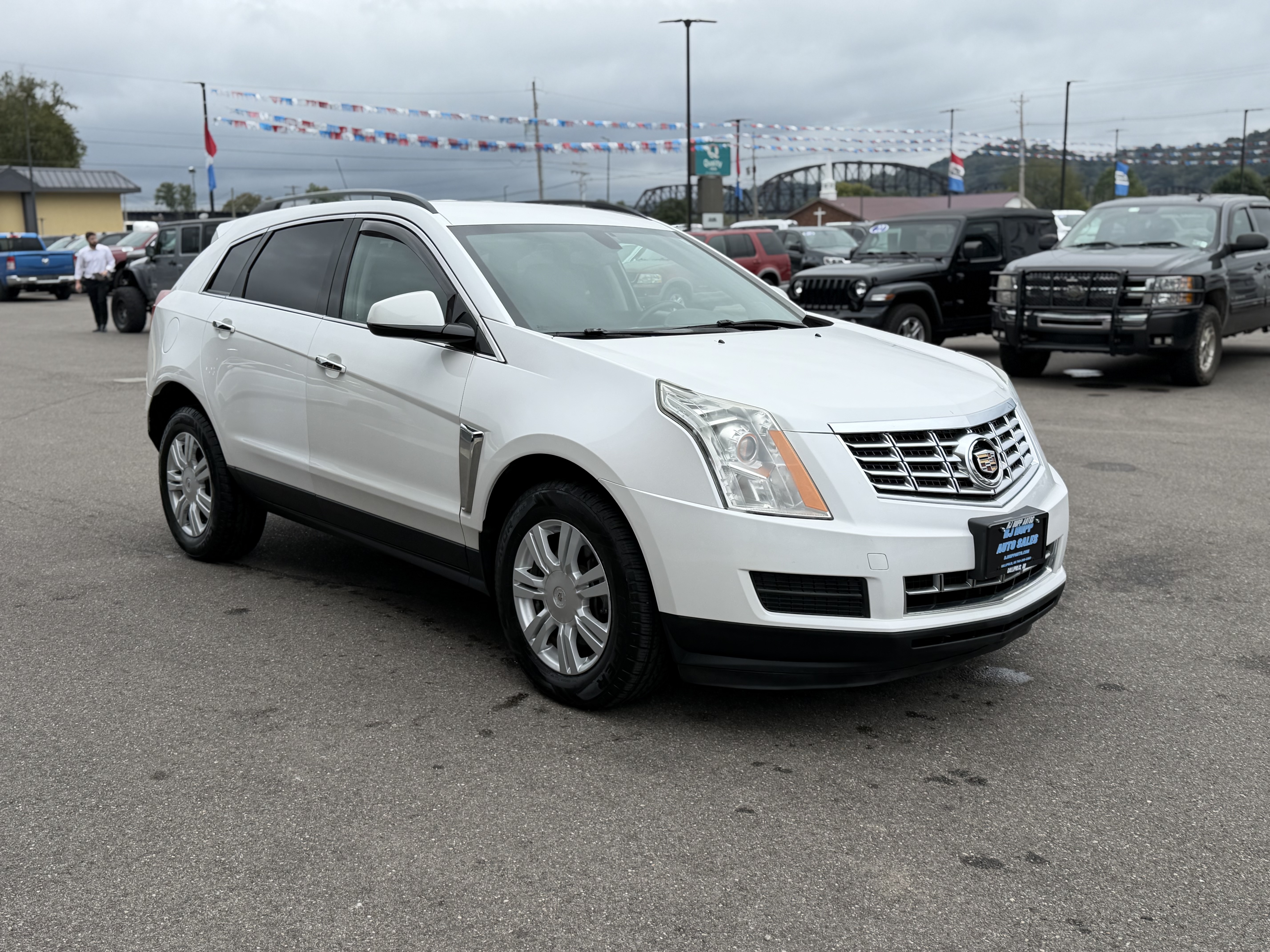 Used 2016 Cadillac SRX FWD Base
