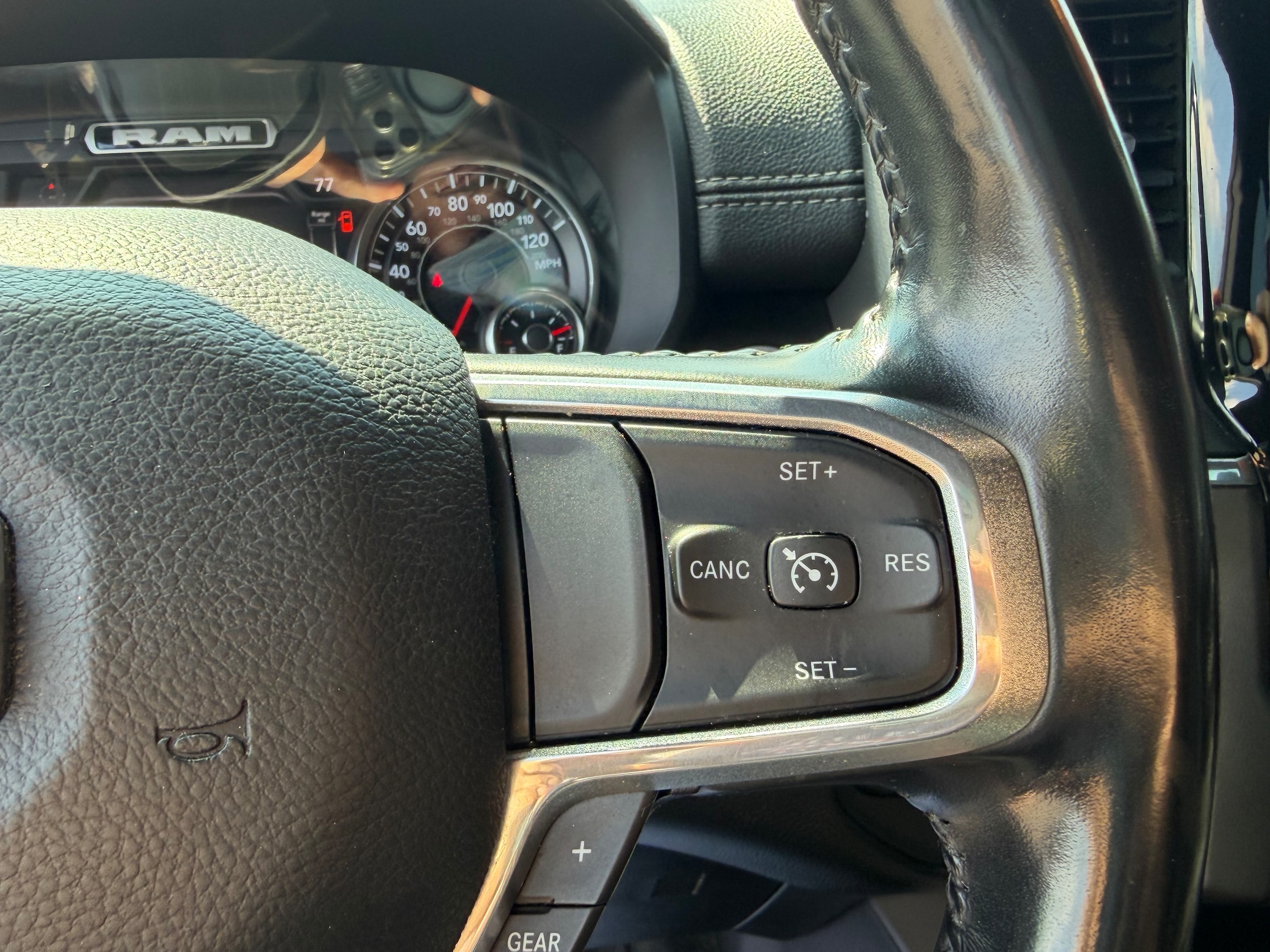 2022 RAM Ram 1500 Pickup Laramie - Photo 12