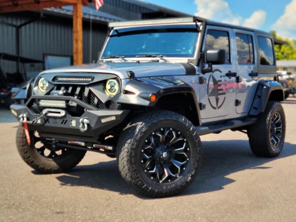 Used 2013 Jeep Wrangler Unlimited Sahara 4WD Sahara