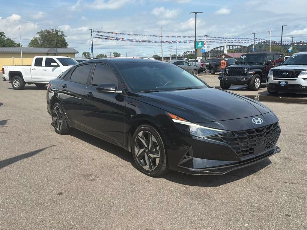 Used 2023 Hyundai Elantra SEL SEL IVT