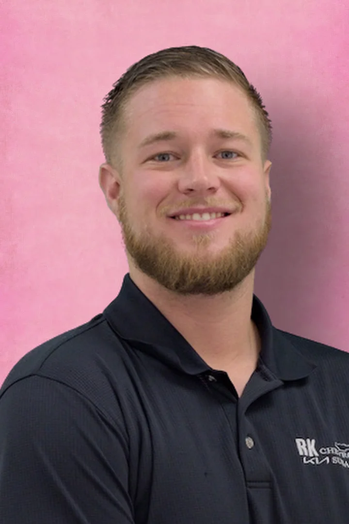 Staff member Andrew Gee from ecc9847e6132