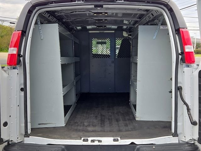 2023 Chevrolet Express Cargo Work Van - Photo 30