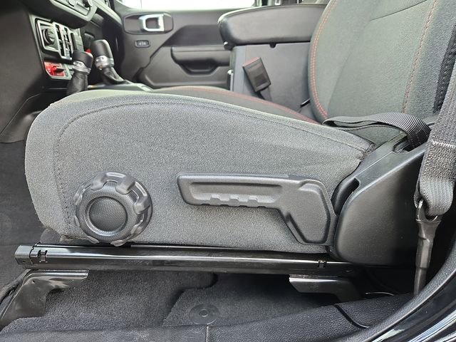 2025 Jeep Wrangler 4-Door Rubicon - Photo 27