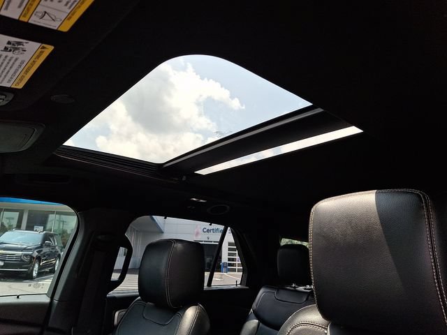 2020 Ford Explorer ST - Photo 16