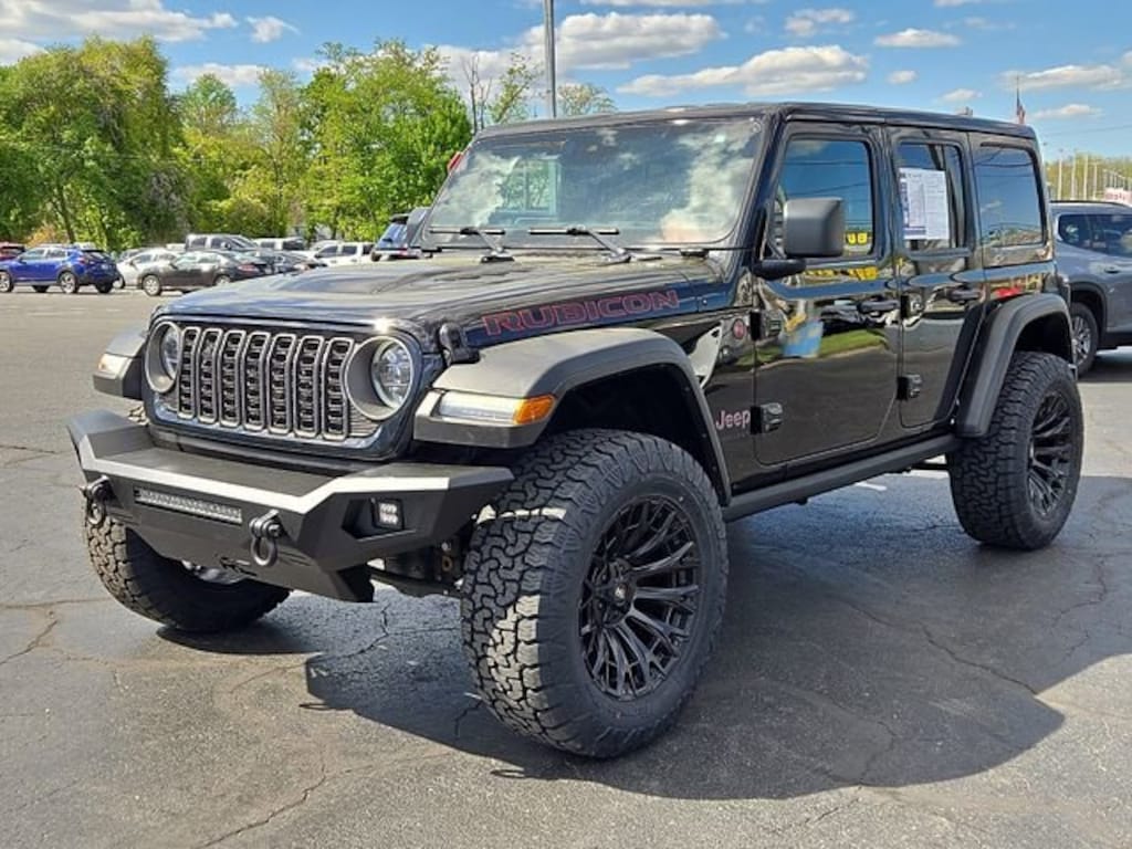 Used 2025 Jeep Wrangler Rubicon SUV