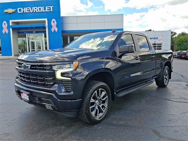 2022 Chevrolet Silverado 1500 RST photo 3