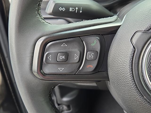 2025 Jeep Wrangler 4-Door Rubicon - Photo 20