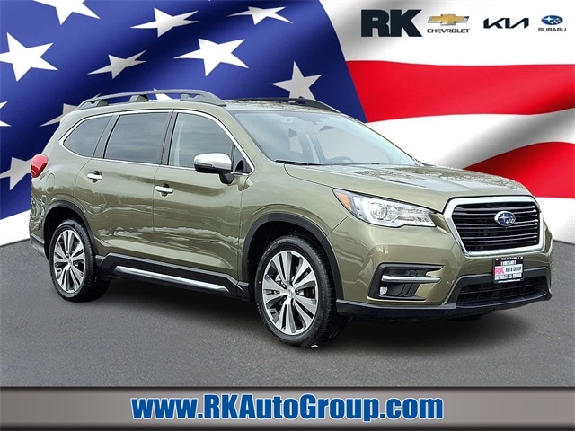 2022 Subaru Ascent Touring's photo