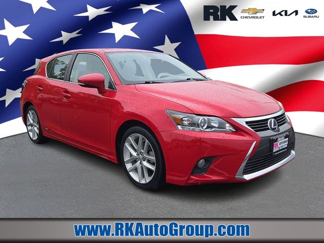 2017 Lexus CT 200h 200h's photo