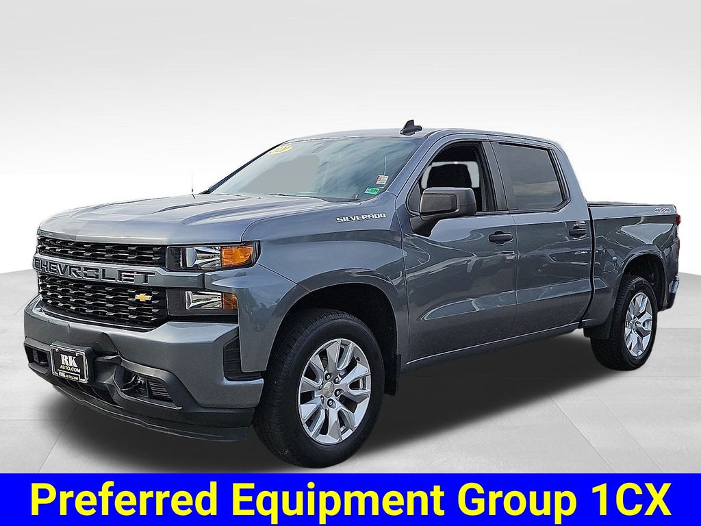 2021 Chevrolet Silverado 1500 Custom photo 2