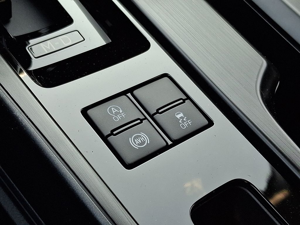 2026 Subaru Outback Limited - Photo 18