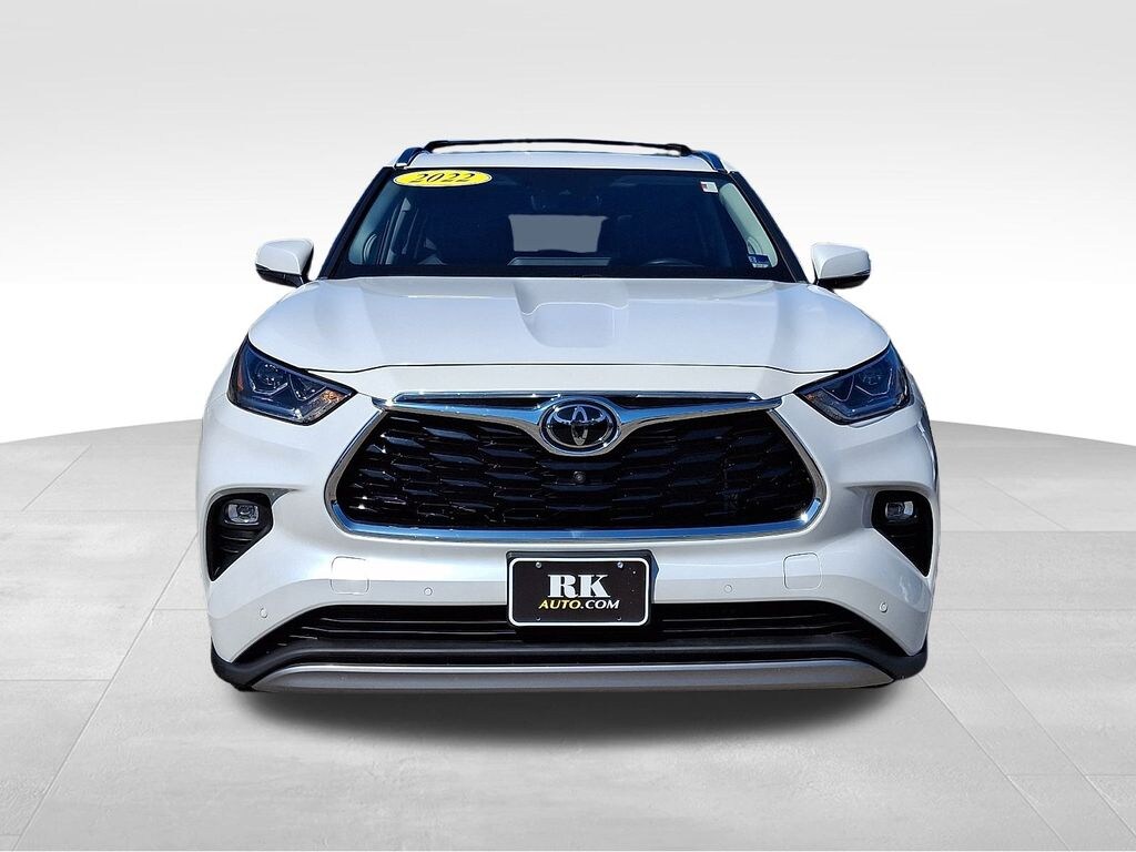 Used 2022 Toyota Highlander Platinum SUV