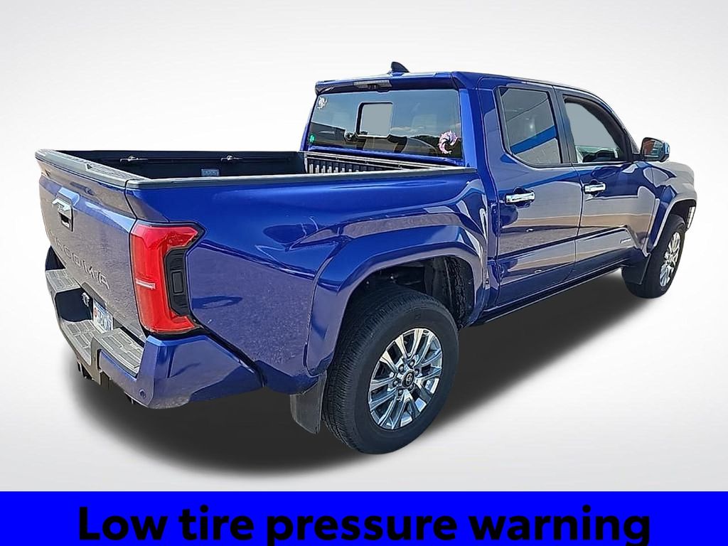 2024 Toyota Tacoma SR5 photo 3