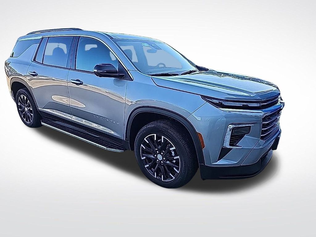 2025 Chevrolet Traverse 1LT photo 3