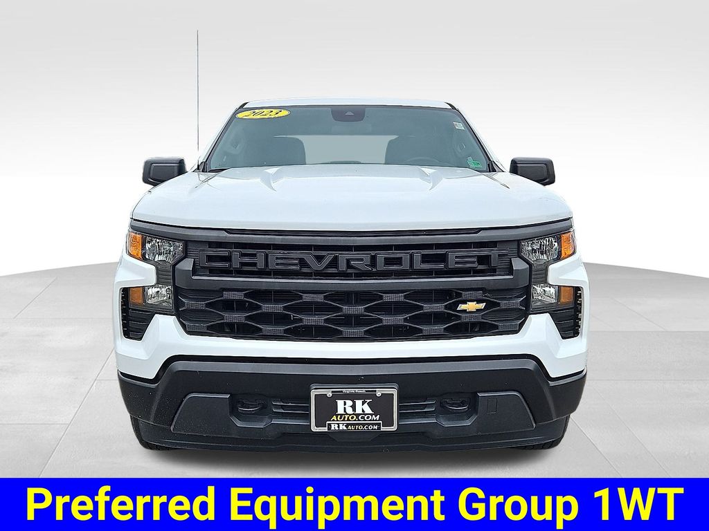 2023 Chevrolet Silverado 1500 photo 2