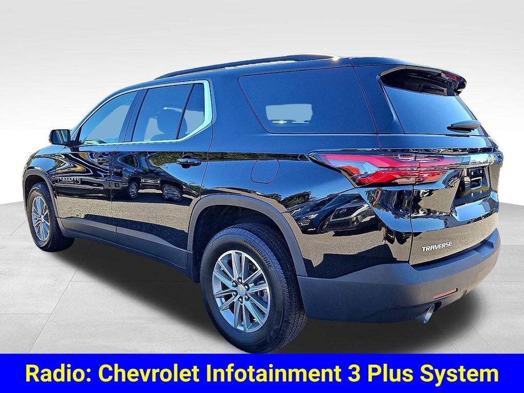 Used 2023 Chevrolet Traverse LT SUV