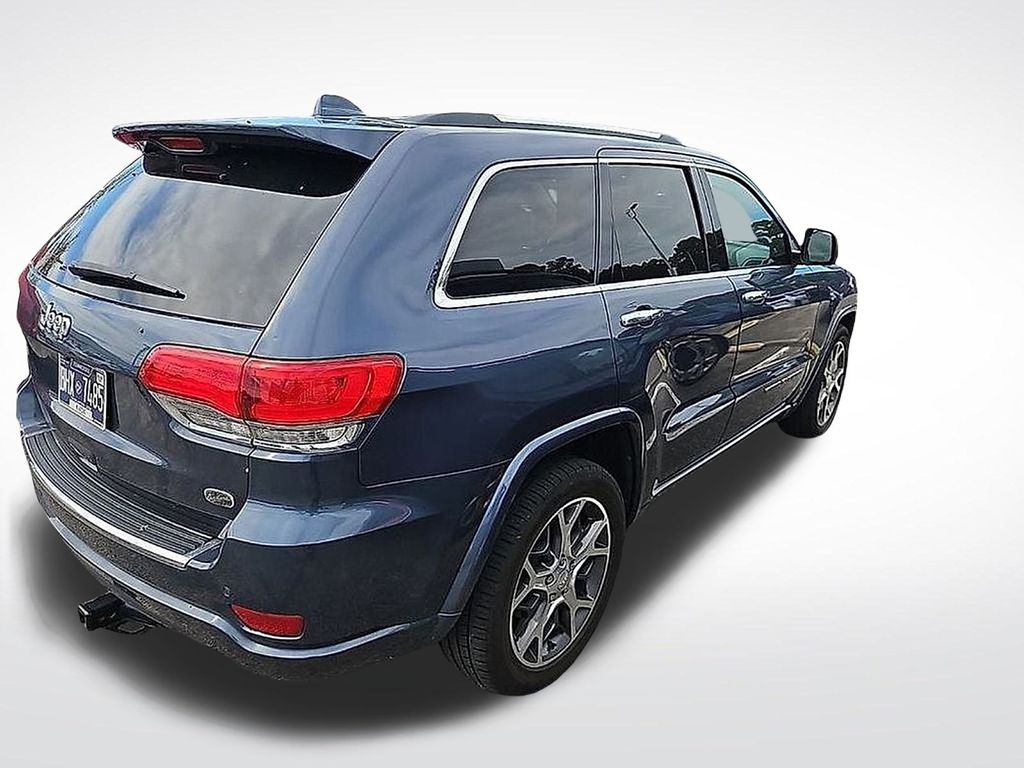 2019 Jeep Grand Cherokee Overland photo 2
