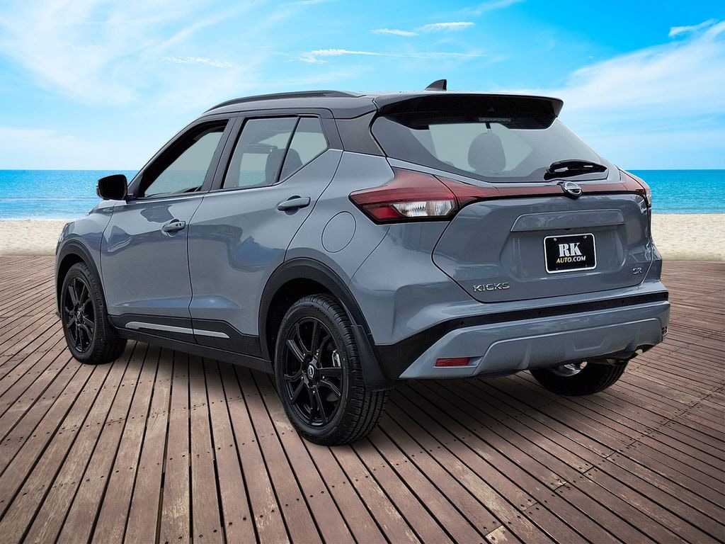Used 2023 Nissan Kicks