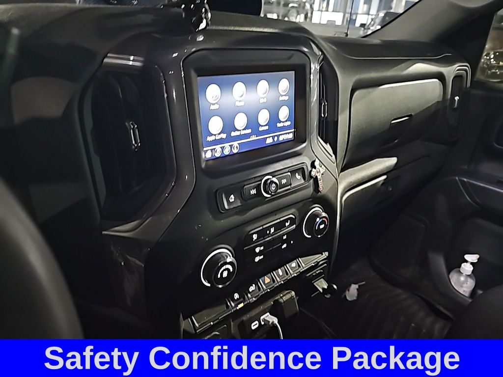 2022 Chevrolet Silverado 1500 Custom photo 4