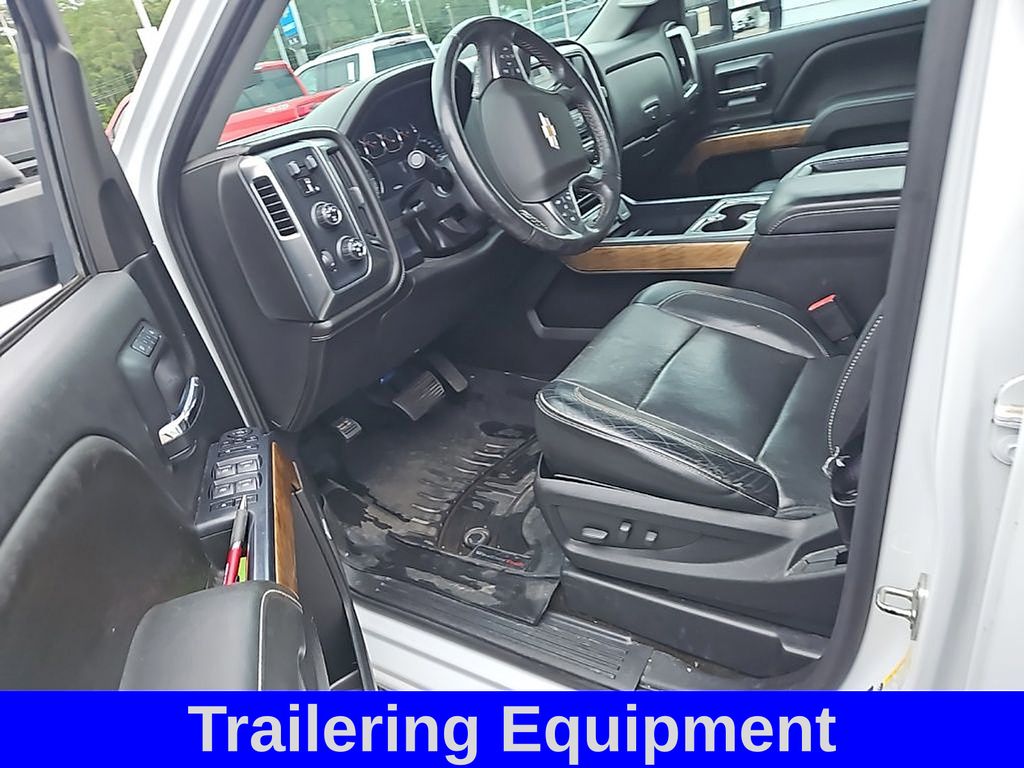 2015 Chevrolet Silverado 1500 LTZ photo 4